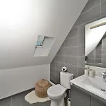 Superbe - Face Au Apartmán Génos